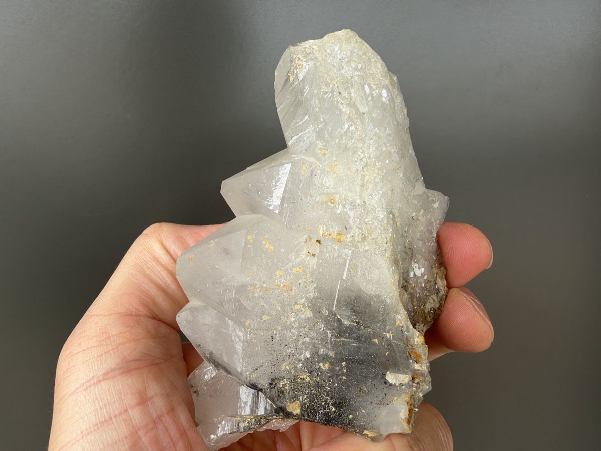 Minerali & Pietre curative: Quarz Piz Beverin – Usato da Oberuzwil venduto da Crystall0 5