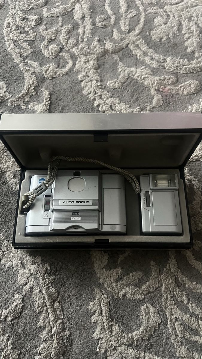 Minolta Fotocamera: Minolta Autofokus Kamera – Difettoso da Unterkulm venduto da Sita013