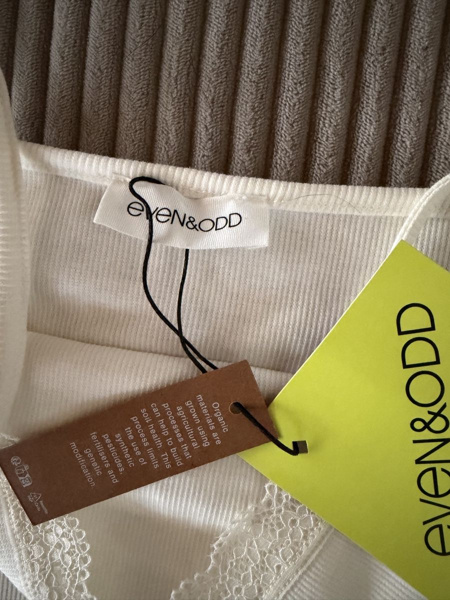 Tops: neuwertiges Top Grösse M von even&odd – Neu und originalverpackt aus Recherswil von luca_v 1