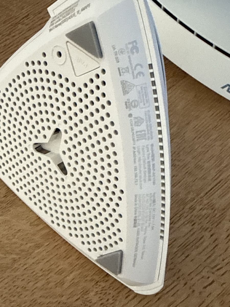 Asus Modem & Router: ASUS Lyra Trio AC1750 -3er-Set – Usato da Schaffhausen venduto da Pfurrisprutz 2