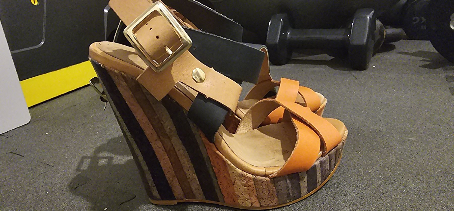 Damenschuhe: Made in Spain Leather Wedge – Gebraucht aus La Tour-de-Peilz von mcp_w7rw 1