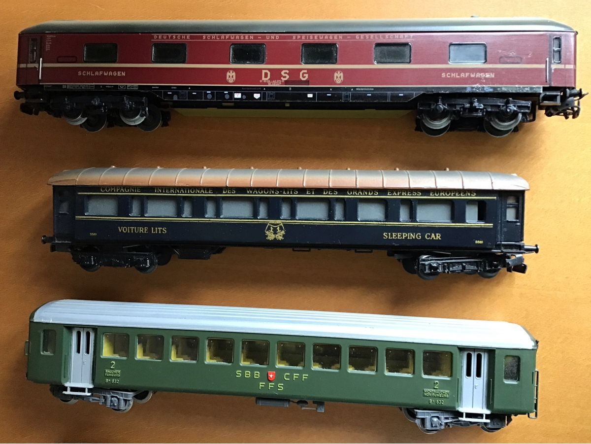 Modellini di ferrovie: Diverse Eisenbahnwagen, Spur H0 – Usato da Würenlingen venduto da sir_s