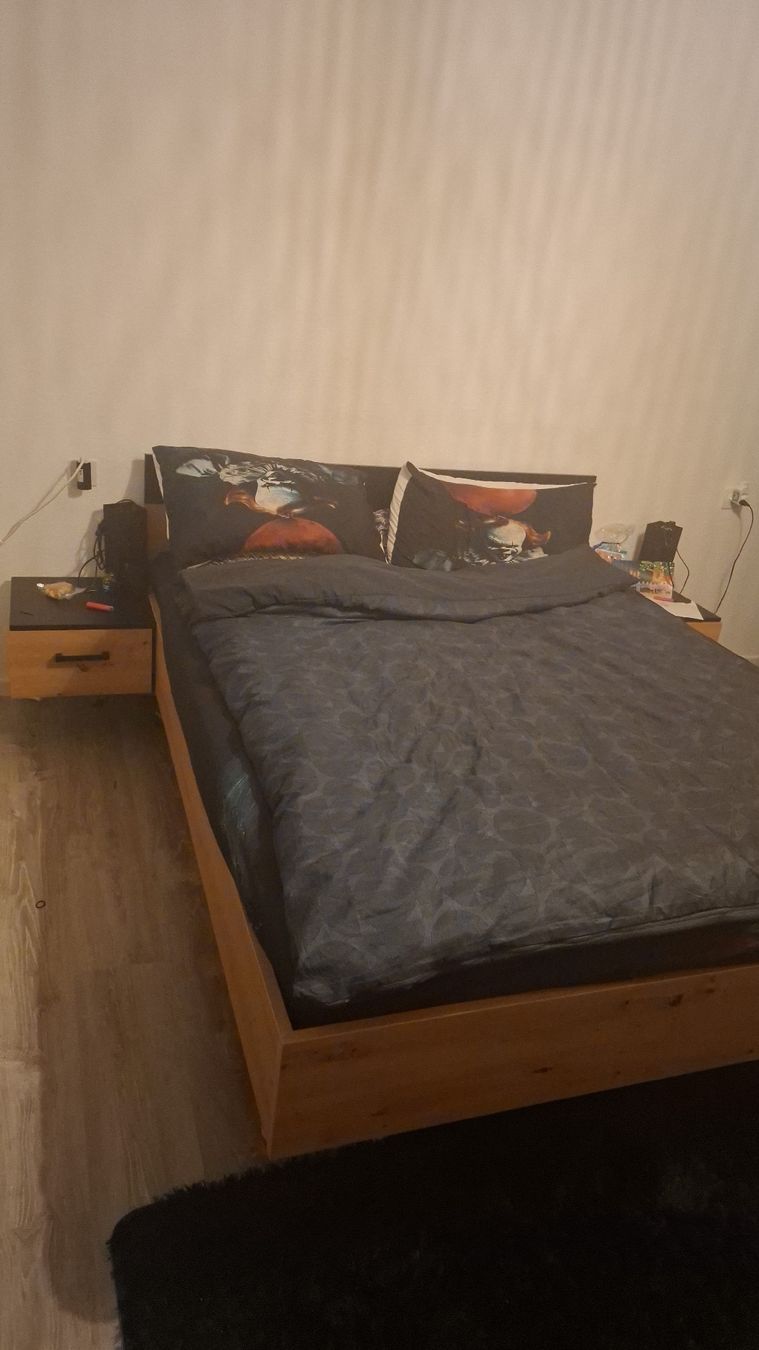 Lits: vollwertiges Schlafzimmer  – Neuf (Voir description) à Selzach par mat_b6jl