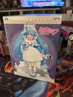 Hatsune Miku Winter Figur, neu und ungeöffnet! Top!
