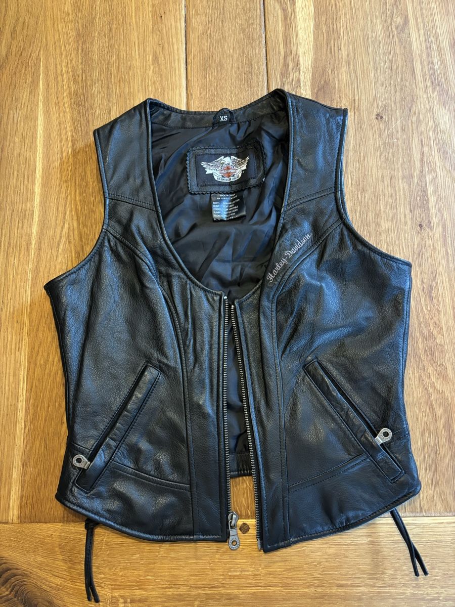 Harley-Davidson Gilets & Westen: Harley Davidson Weste – Gebraucht aus Zürich von lin_6fnd
