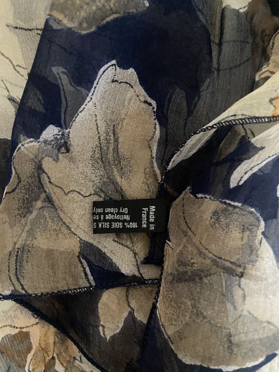 Foulard & Sciarpe: Seiden Schal 🌸 – Usato da Opfikon venduto da Luis144 3