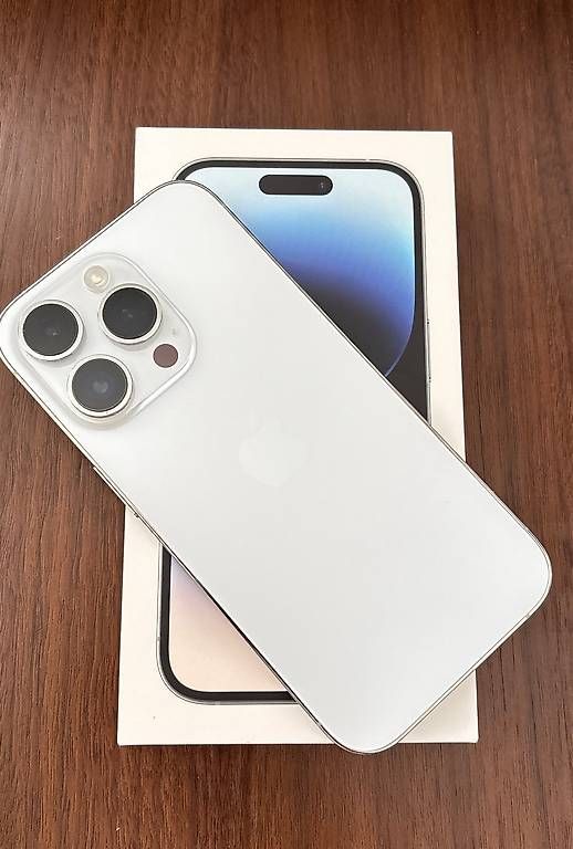 Handys / Smartphones: iPhone 14 Pro 256GB – Gebraucht aus Stansstad von Martman19