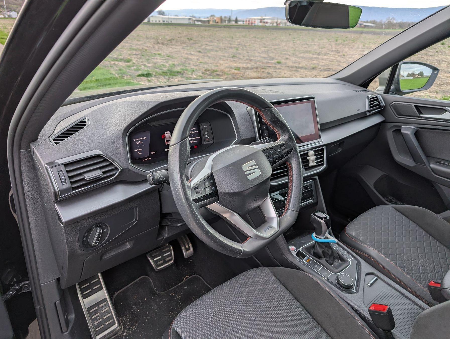 Seat Automobili: SEAT Tarraco 1.4 e-HYBRID DSG Hola FR – Usato da Sugiez venduto da nunorbatista 8