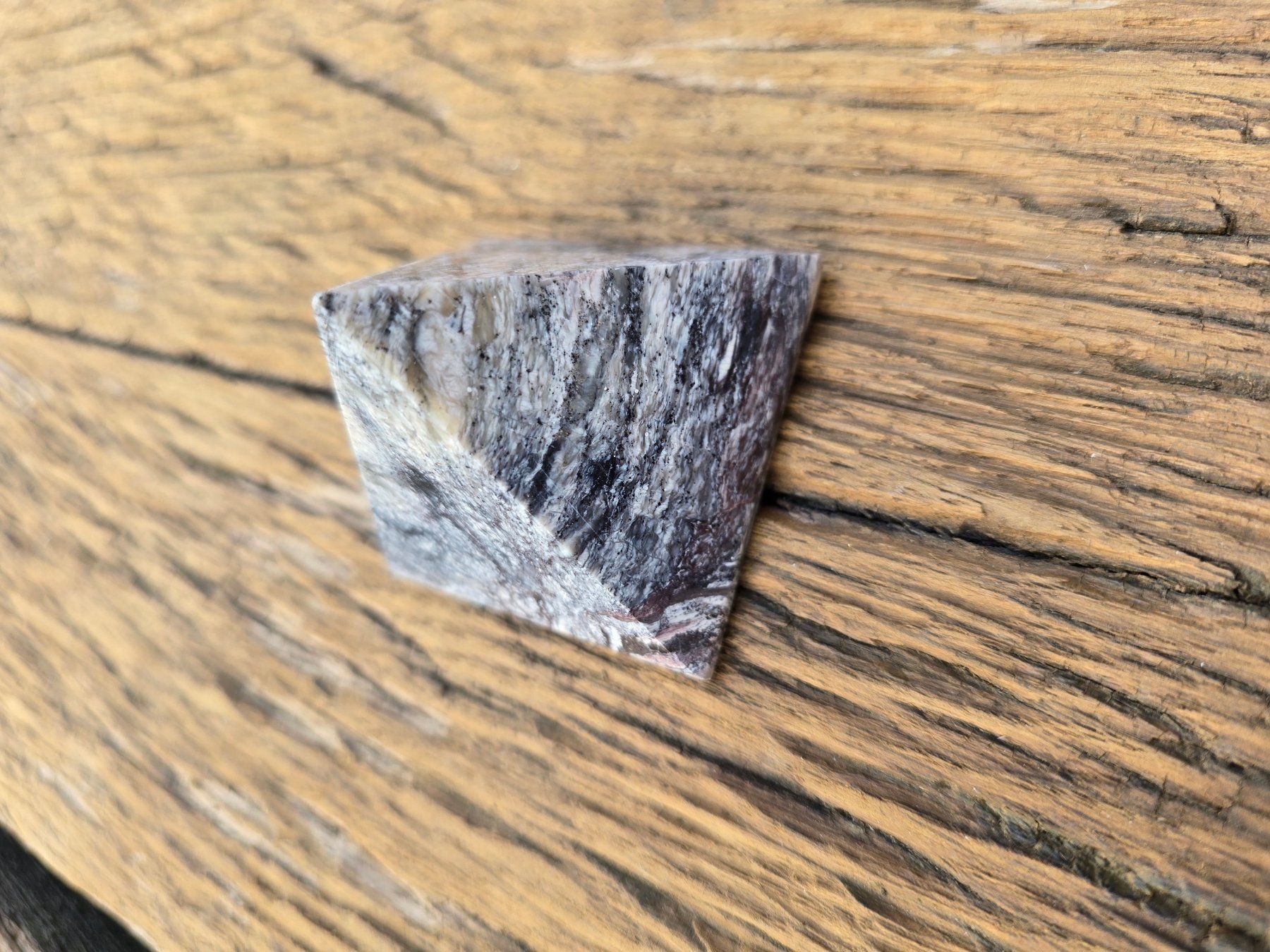 Minéraux & Lithothérapie: Stein: Pyramide – D'occasion à Romanshorn par Rachacha