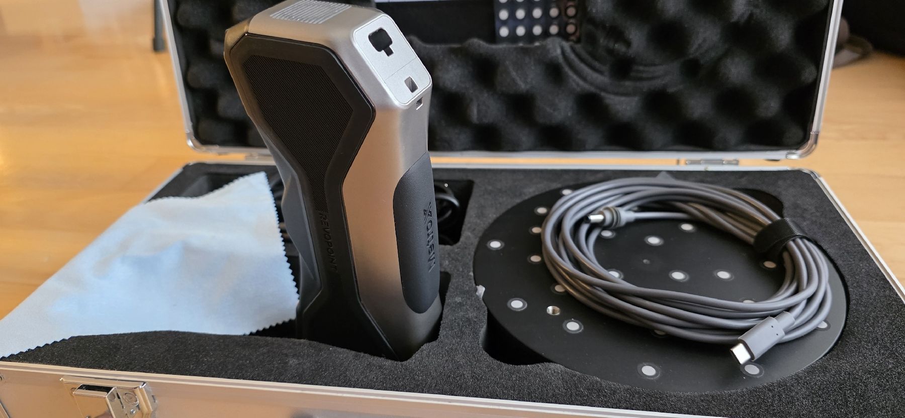 Scanner: 3D Scanner Revopoint Metro X mit extras – Usato da Gossau ZH venduto da Ema_24 5