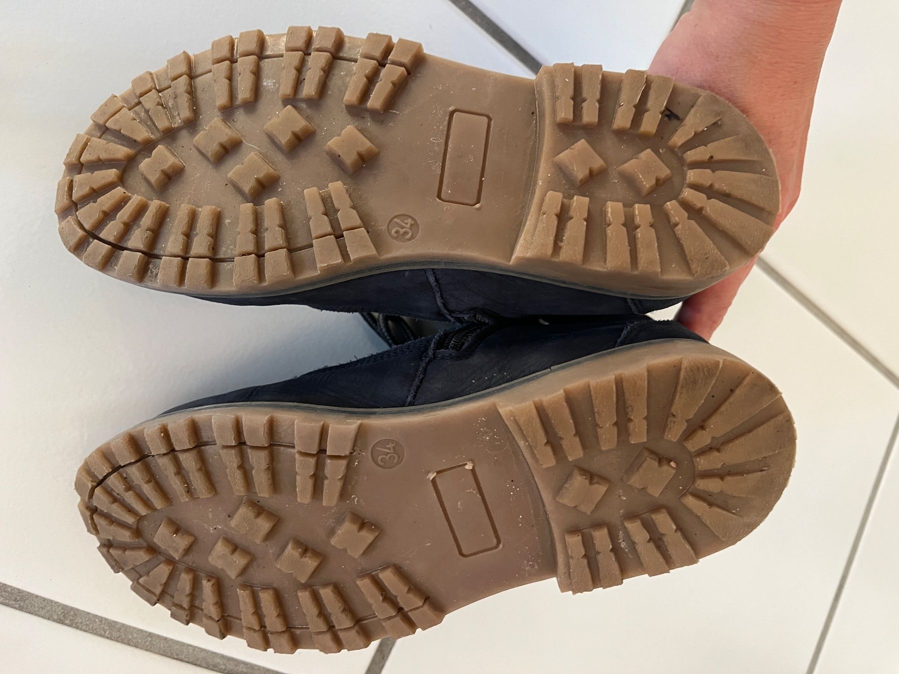 Scarpe per ragazze: Herbst-/Winterschuhe Gr. 34 – Usato da Flurlingen venduto da absh 2