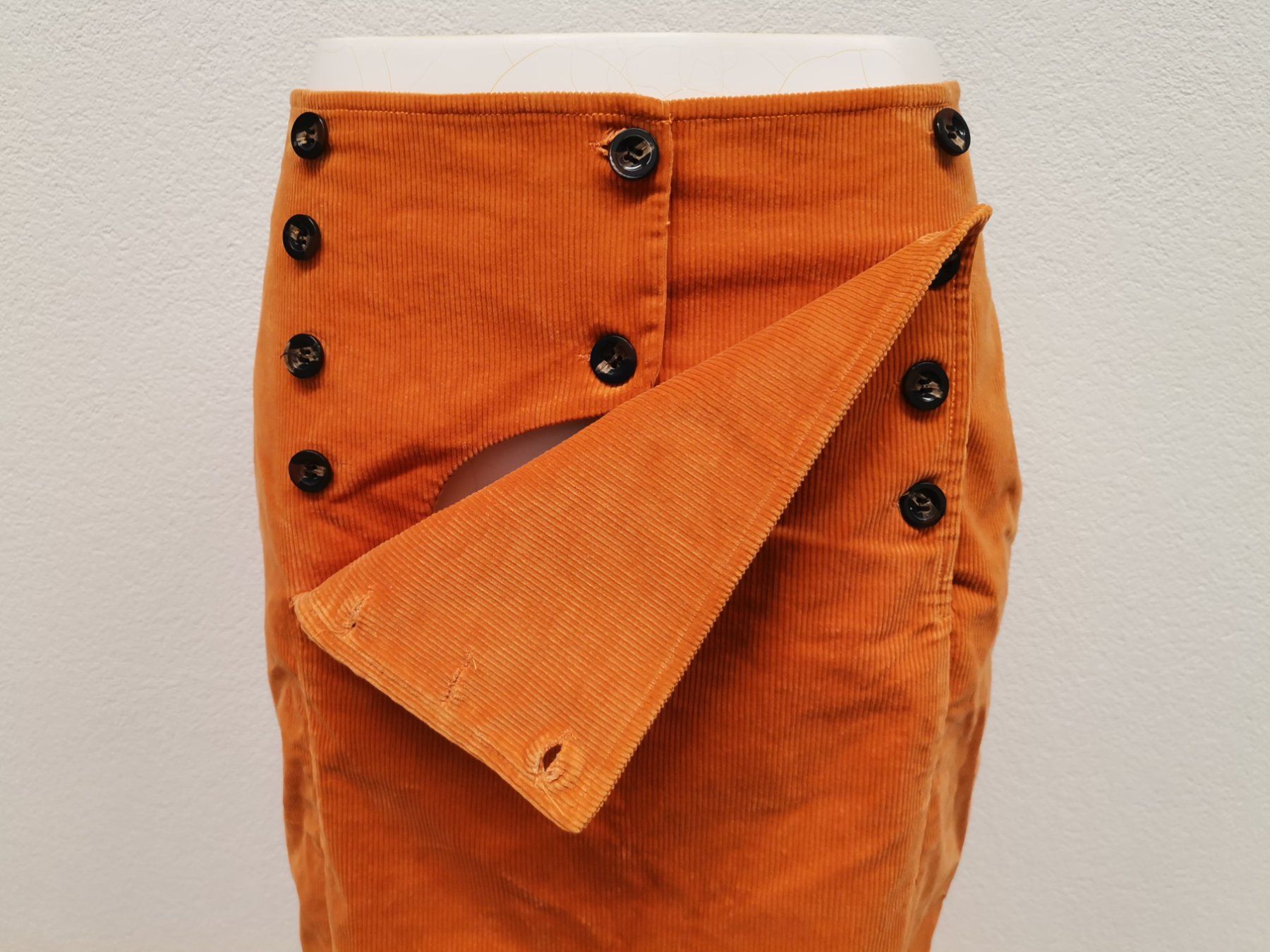 Gonne: NOANOA Rock Orange Grösse 38 – Usato da Schaffhausen venduto da Restwert_SH 2