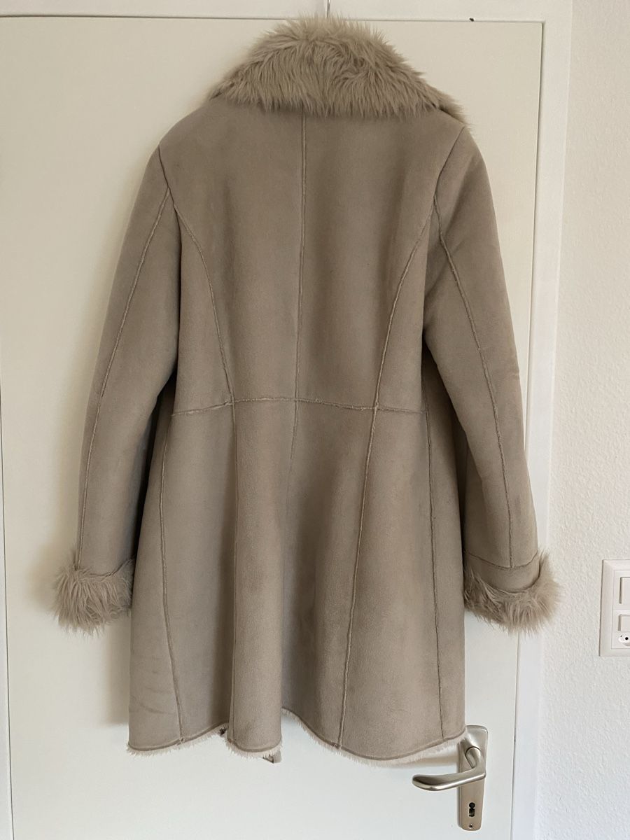 Cappotti: 1. 2. 3. PARIS Winter coat – Usato da Basel venduto da dar_ch4051 6