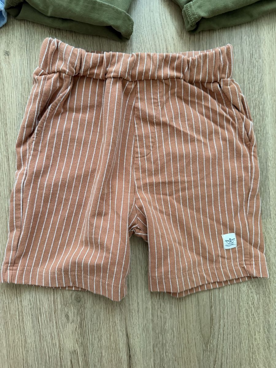 Lotti & Set di vestiti: Jungs Shorts Paket Gr.110/116 – Usato da Füllinsdorf venduto da had_kv5k 1