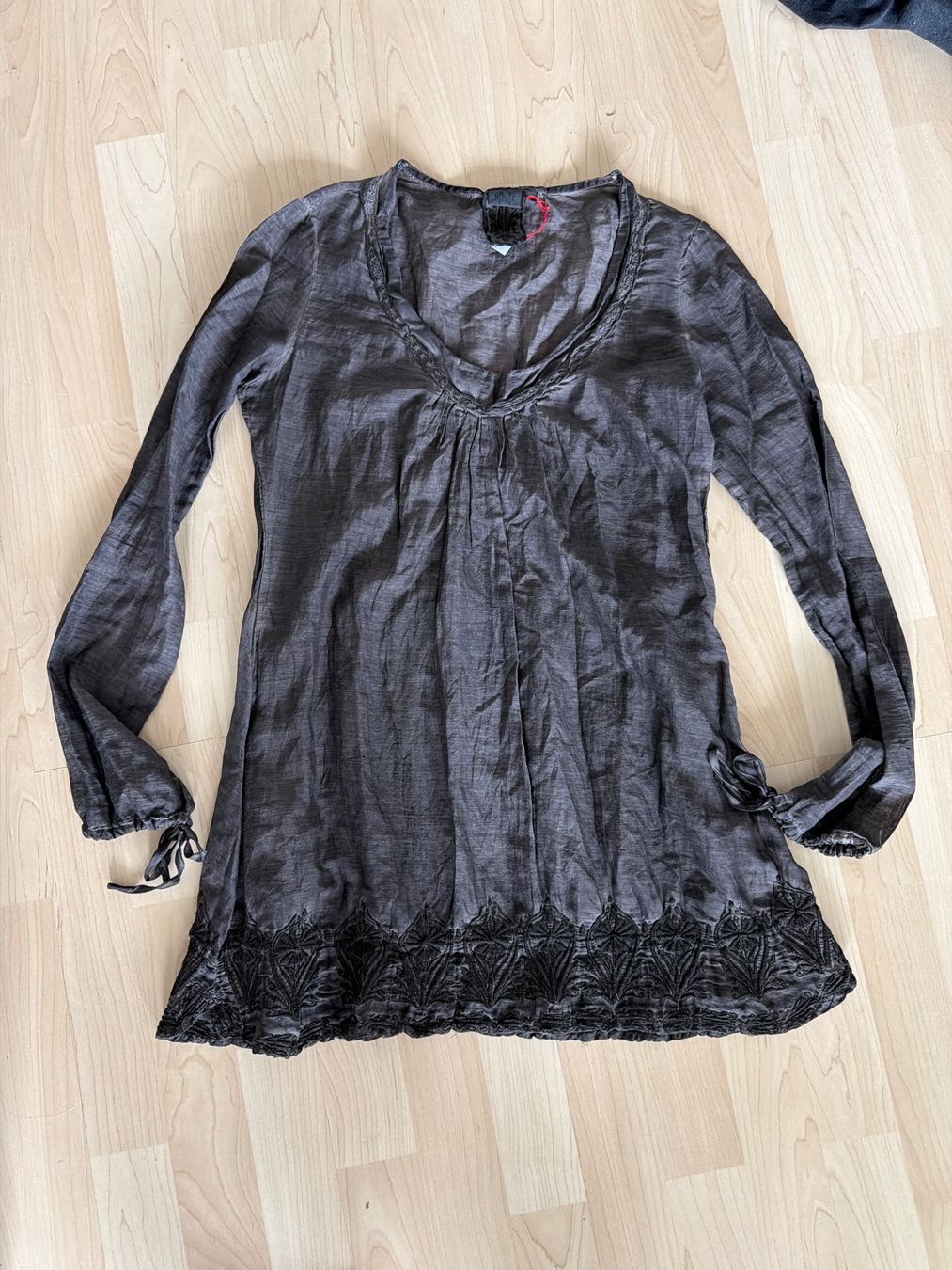 Nile Vestiti: Kleid von Nile – Usato da Steffisburg venduto da elle013