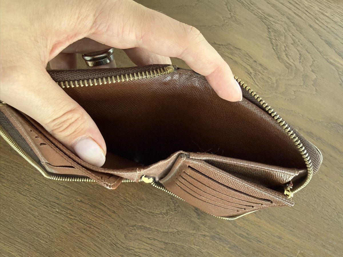 Louis Vuitton Portamonete: Louis Vuitton Zippy Wallet Monogram  – Usato da Davesco-Soragno venduto da tin_6xjv 6