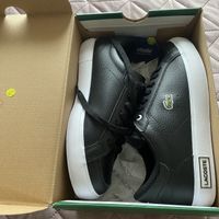 Neue Lacoste Damen-Sneaker – schwarz, Größe 38