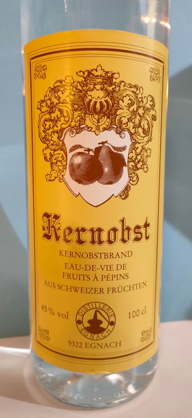 Bevande alcoliche: Kernobst  45%  100cl   Distillerie    Egnach – Nuovo (secondo la descrizione) da Zürich venduto da Joer