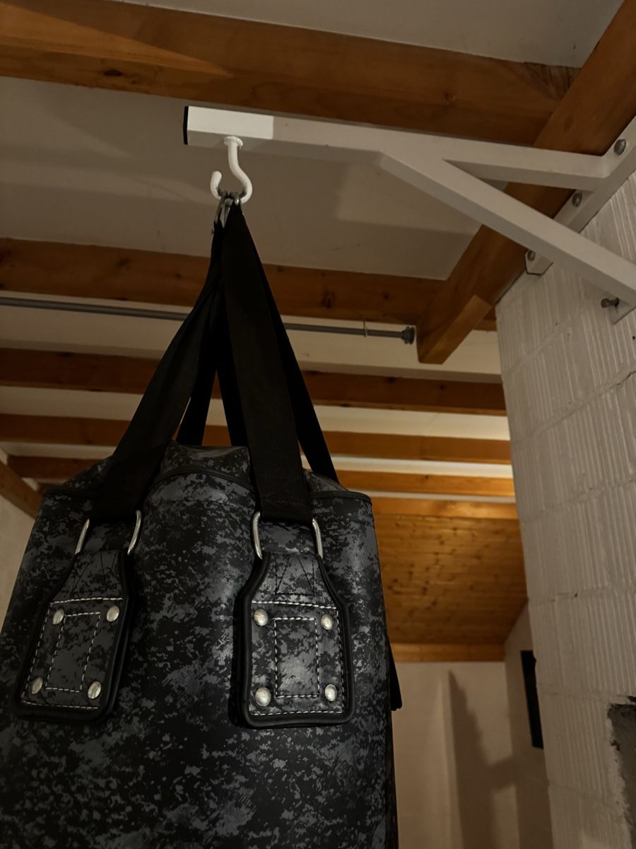 Boxsäcke:  Venum 80kg Punching Bag Bundle – Gebraucht aus pfungen von pearceni 2