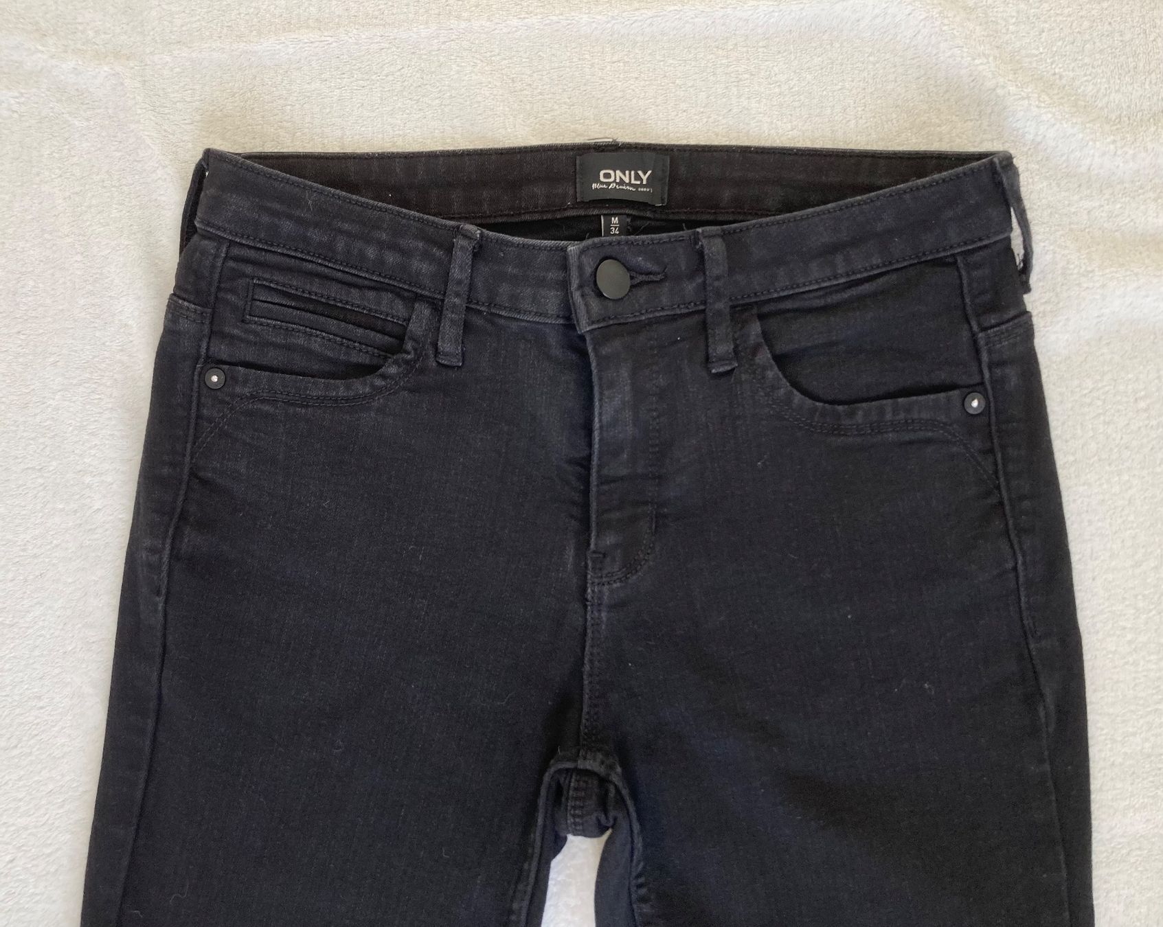 Pantaloni: ONLY Jeans schwarz & blau – Usato da Galgenen venduto da user987 1