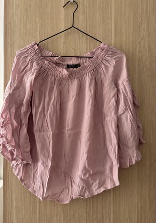 Bershka Bluse rosa Grösse XS mit Rüschen am Ärmel
