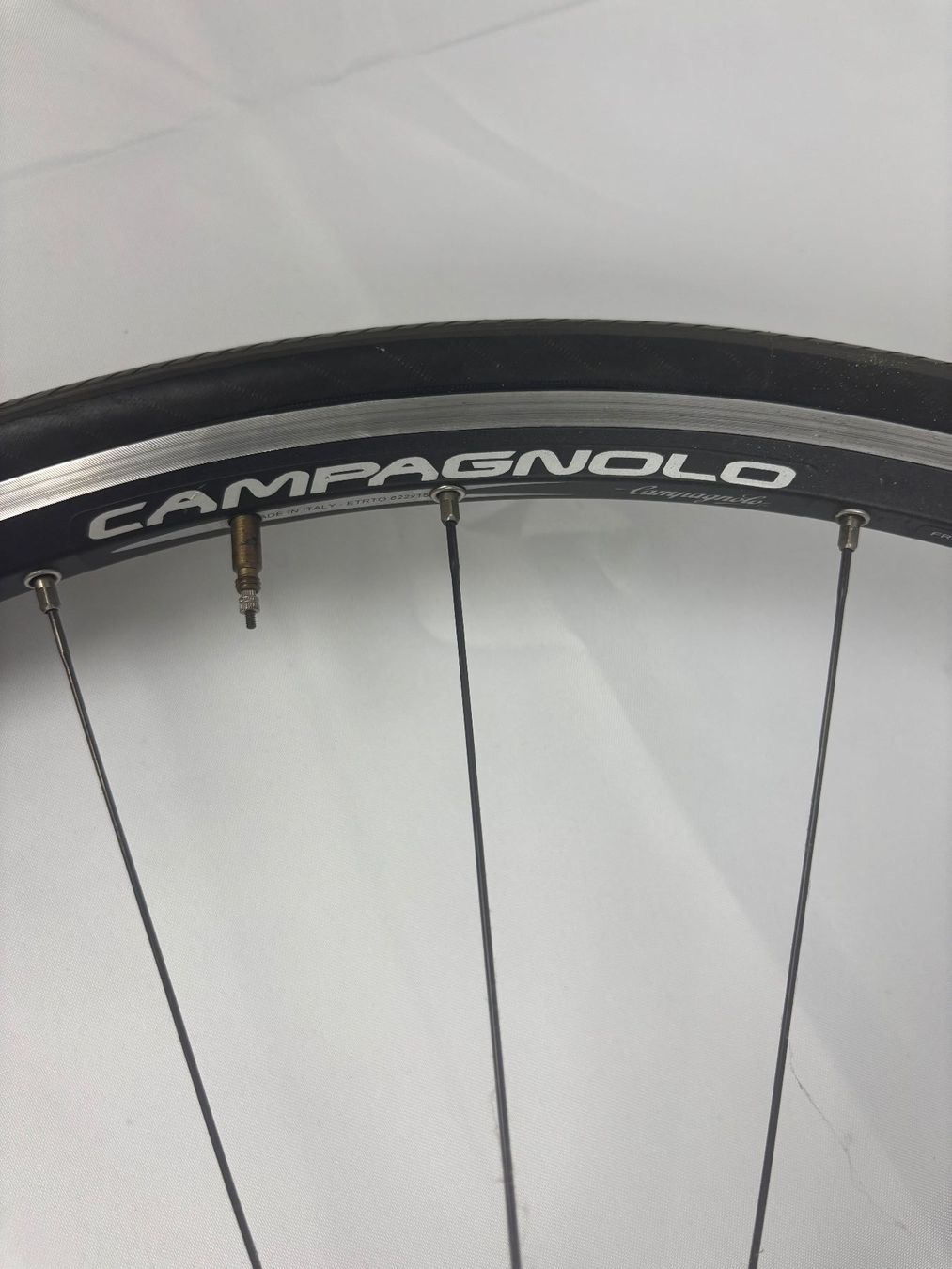 Campagnolo Pneumatici & Ruote complete: Fahrrad Renn Rad – Usato da Wettingen venduto da Wendemarket 4