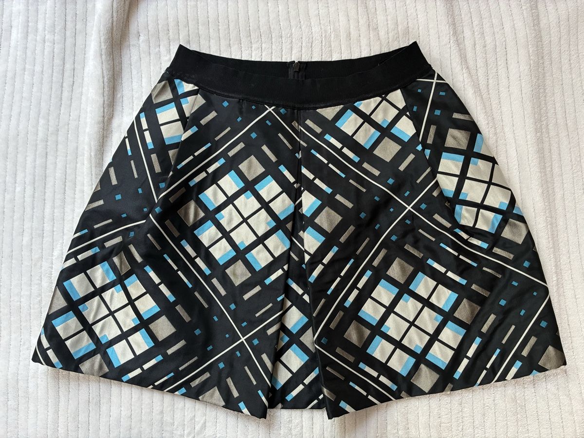 Pinko Gonne: PINKO mini skirt - IT40 EU34 – Usato da Lucens venduto da metaD