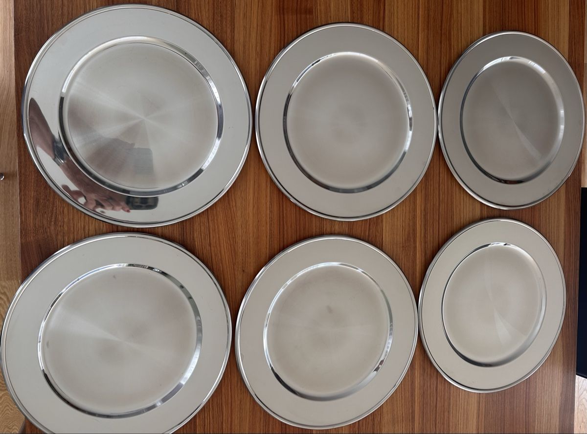 Piatti: 6 edle Platzteller, silberfarben, perfekt – Usato da Wangen SZ venduto da futura14 2