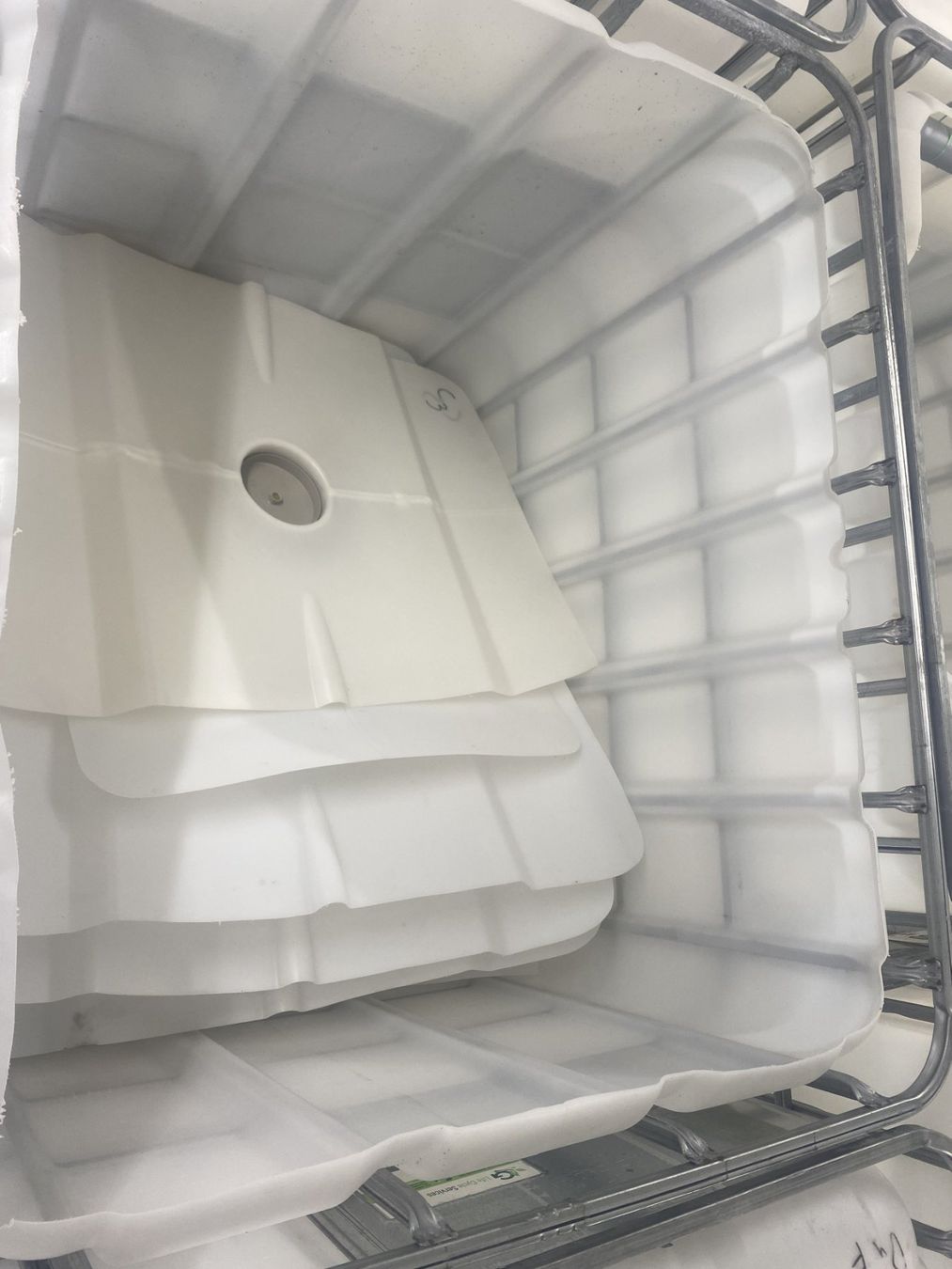Conteneurs de construction: IBC Container – D'occasion à Reinach BL par Quark04 4