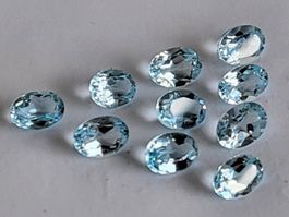 TOPAZE "Skye Blue" AAA 7 x 5 mm / 0.95 ct