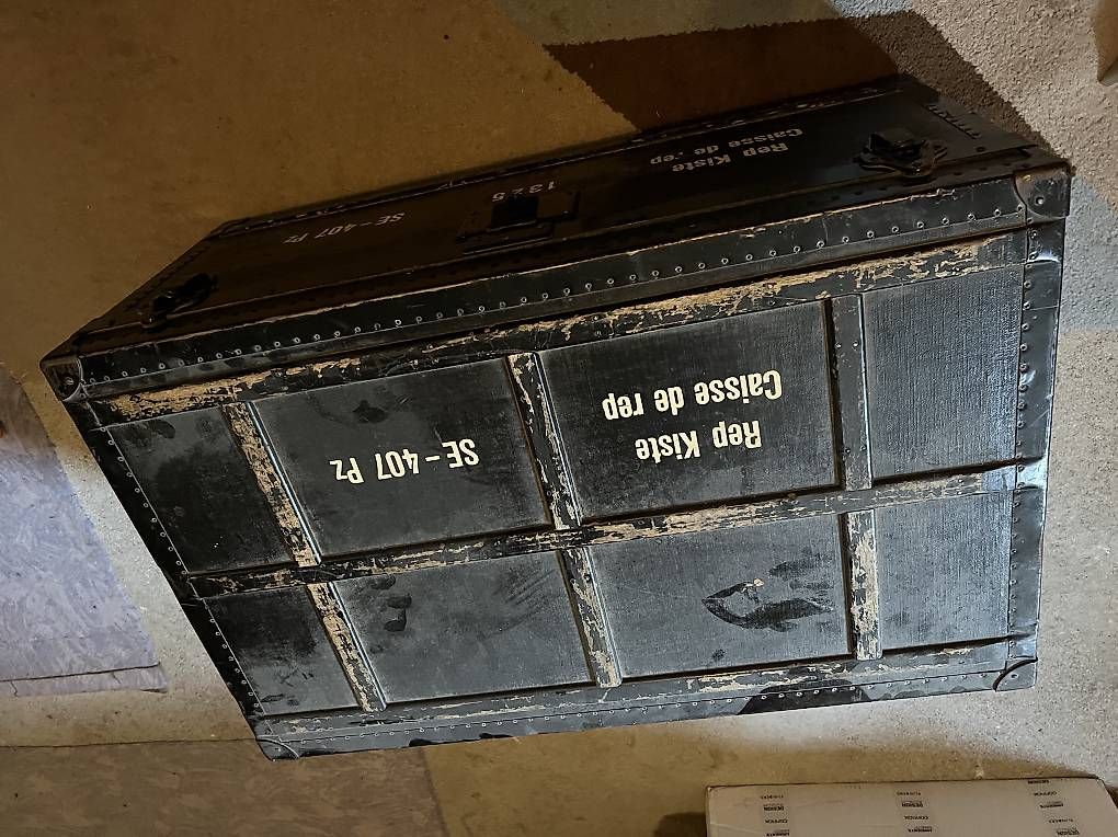 Casse di trasporto: Militärkiste mit zwei Einsätzen – Usato da Ermensee venduto da farol 1