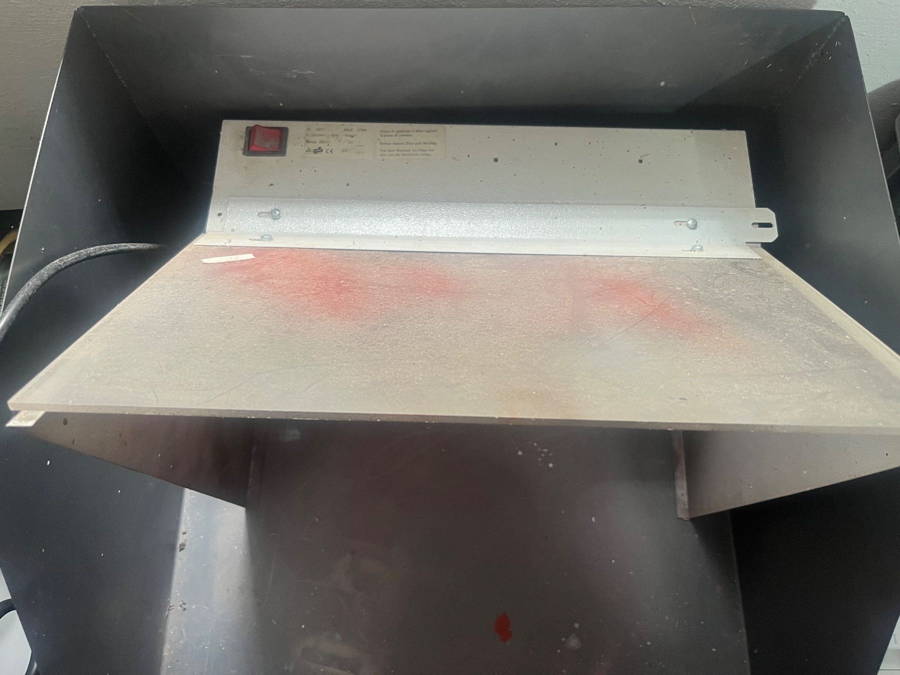 Tutte le macchine: Absauganlage mit Wanne geschweisst – Usato da Rickenbach b. Wil venduto da KadiAdi 2