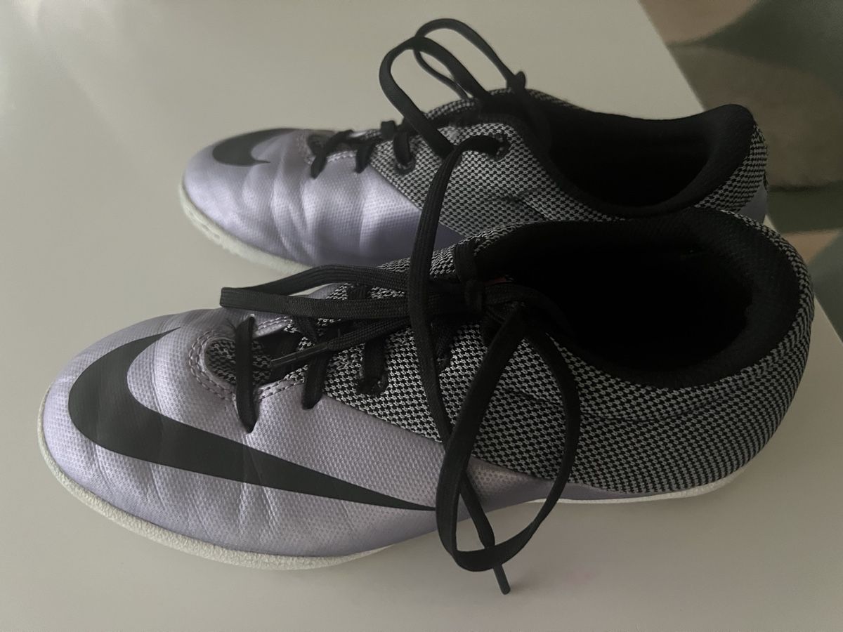 Nike Scarpe per ragazze: Nike taille 33,5 – Usato da Sion venduto da jerermy1911 5