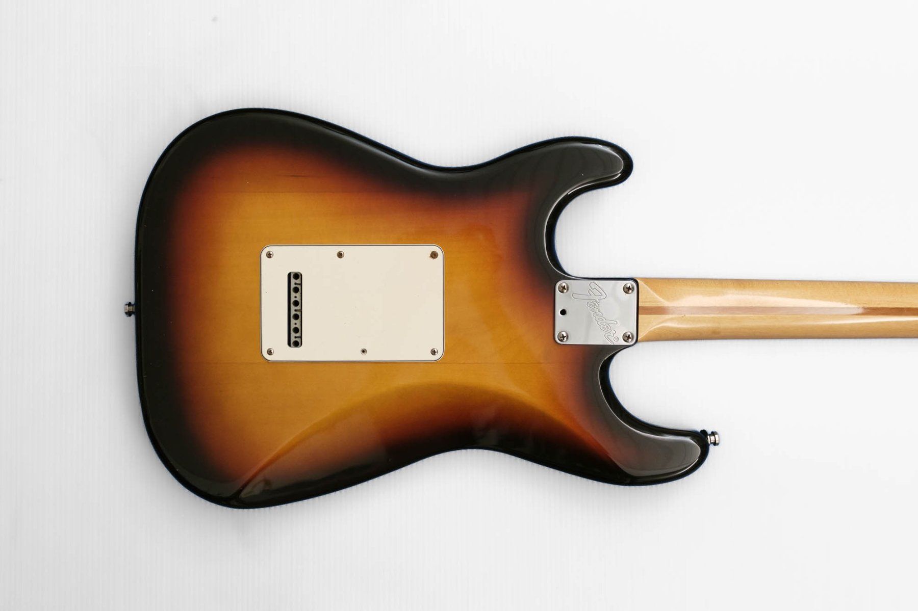 Fender Strumenti musicali: Fender Strat Plus 1991 - vintage Sunburst – Usato da St-Légier-La Chiésaz venduto da JeDaiL 4