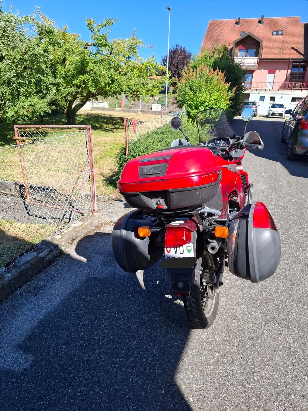 Honda Touring: Honda Transalp 600V – Usato da Villars-Bramard venduto da rya_8t6g 3