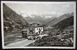 COL DU SIMPLON Hôtel Simplon-Blick - Oldtimer, Bus, Auto