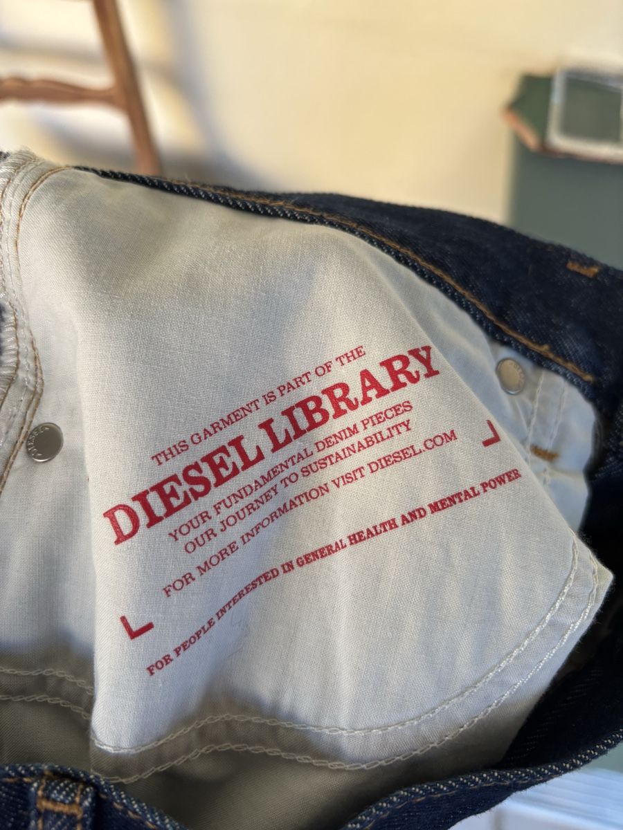 Diesel Jeans: Diesel jeans w30 regular fit – Neuf (Voir description) à Basel par lea_pp 4