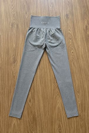 Leggings grau Marke NVGTN Grösse S neuwertig