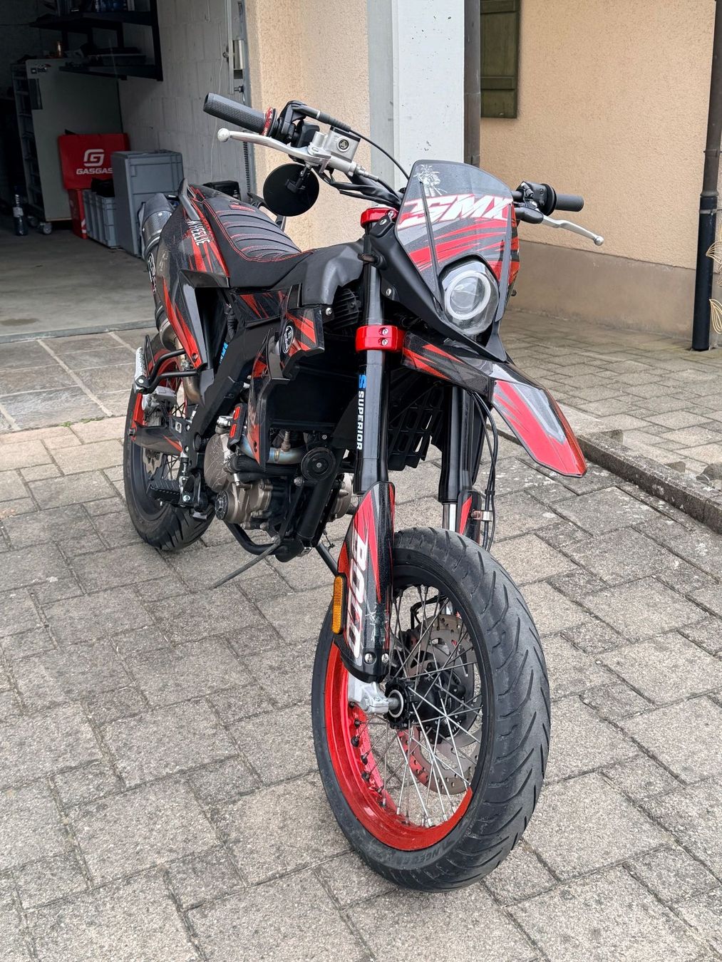 Mondial Strada: Mondial SMX 125 – Usato da Oberbussnang venduto da madbog