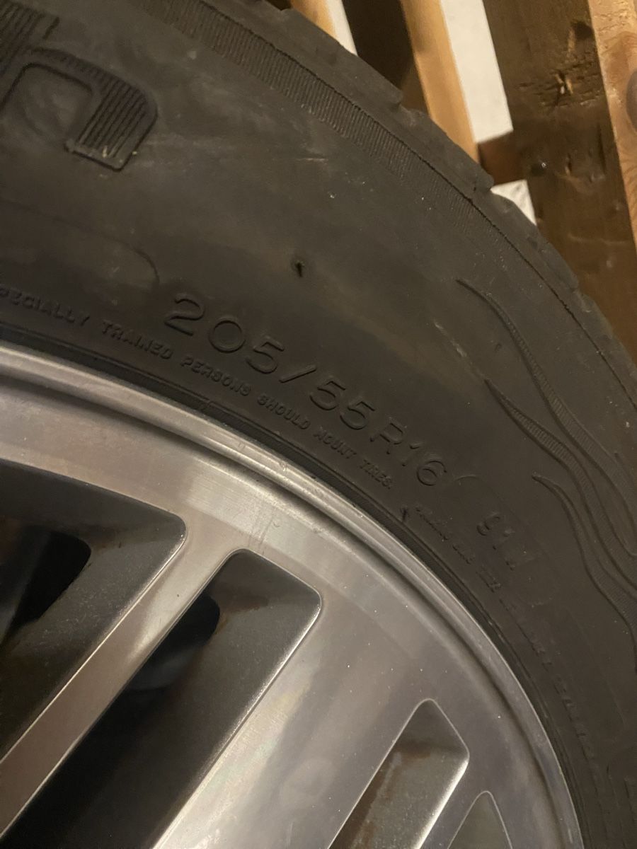 Pneumatici & Ruote complete: Ford Focus Alufelgen 5x108 – Usato da Zürich venduto da Tavares2077 2