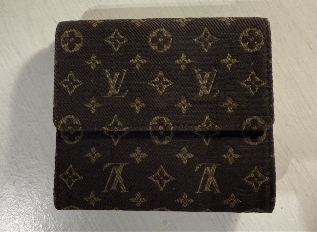 Louis Vuitton Portafogli:  Originally LOUIS VUITTON Mini Monogram Elise Wallet – Nuovo (secondo la descrizione) da Staffelbach venduto da 333_2y6n 2