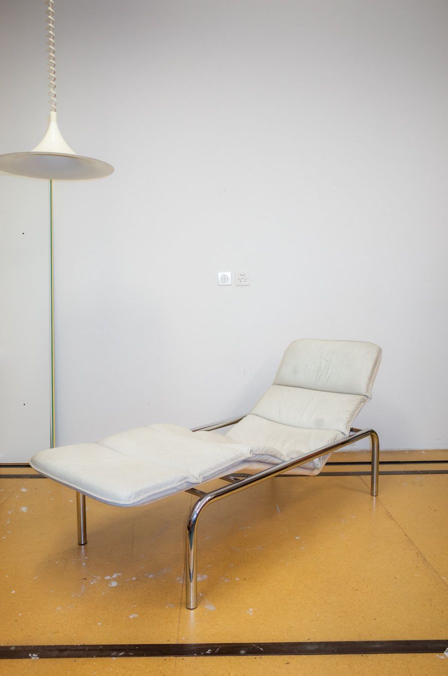 Sedie a sdraio: Verstellbare Designer-Liege – Usato da Basel venduto da GEMEINE_BRENNESSEL 2