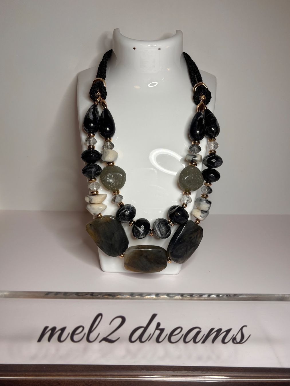 Catenine: Collier tendance nuances de noir ✨ – Nuovo (secondo la descrizione) da Lausanne venduto da mel2dreams 2