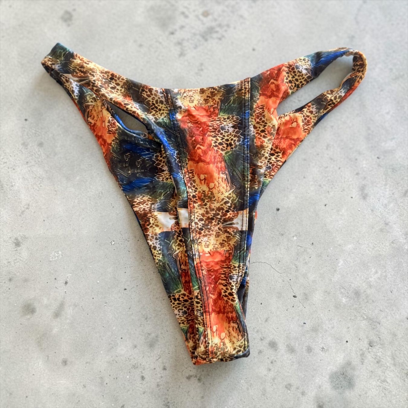 Costumi da bagno & Bikini: Bikini Set Damen Muster  neu – Nuovo (secondo la descrizione) da Dotzigen venduto da White_Warrior 2