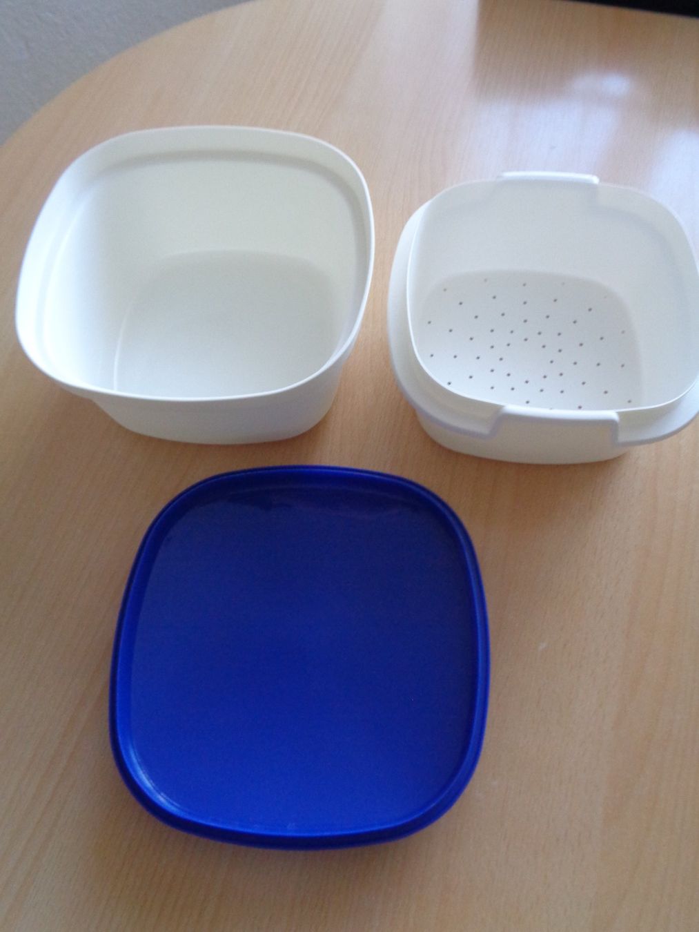 Tupperware Contenitori & Simili: Tupperware Multi-Server, Wärmebehälter – Usato da Dietikon venduto da chroetli77 1