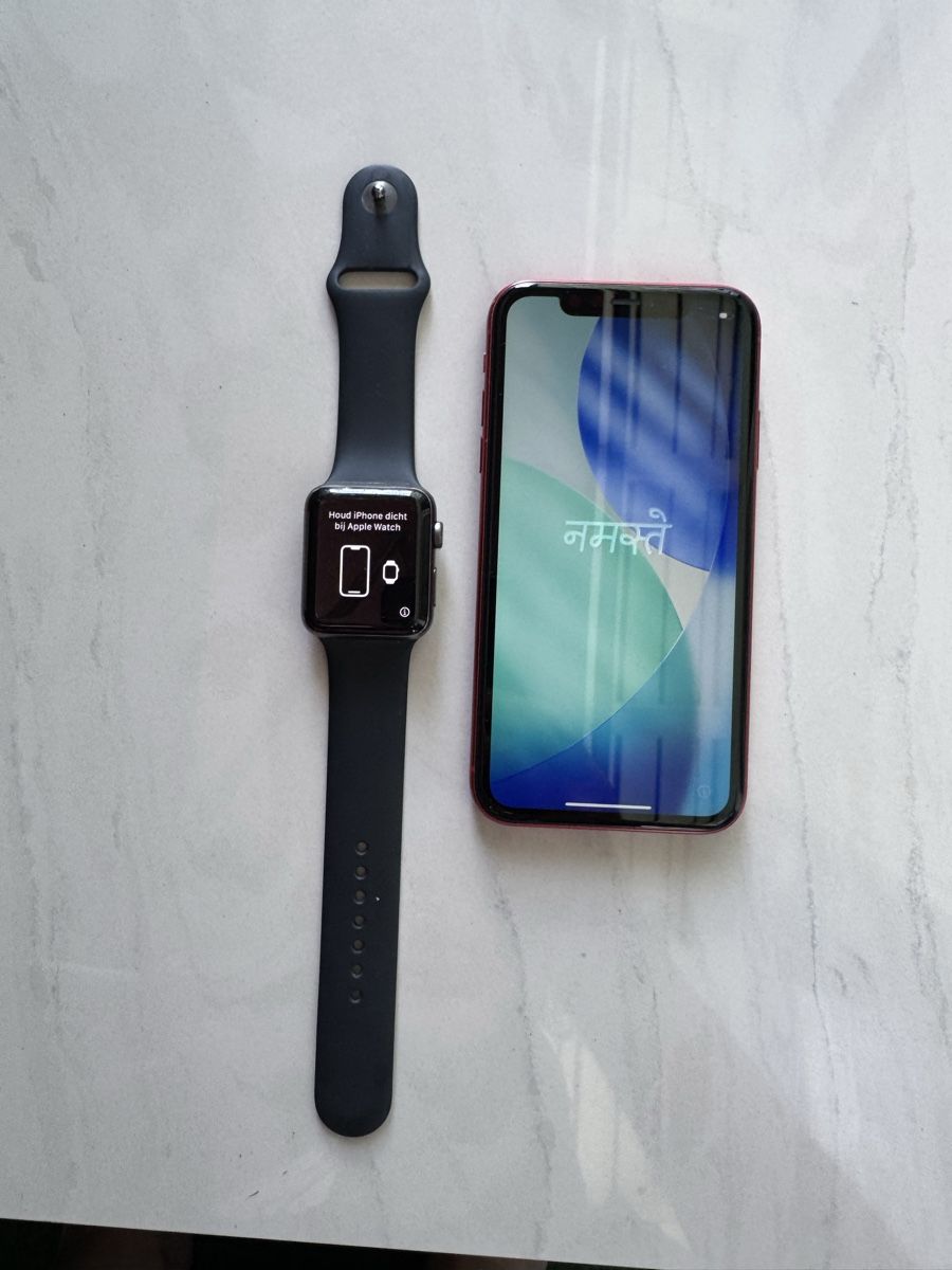 Apple Telefoni cellulari / Smartphones: iPhone 11 und Uhr Apple Watch – Usato da Gossau SG venduto da crno_mece 3