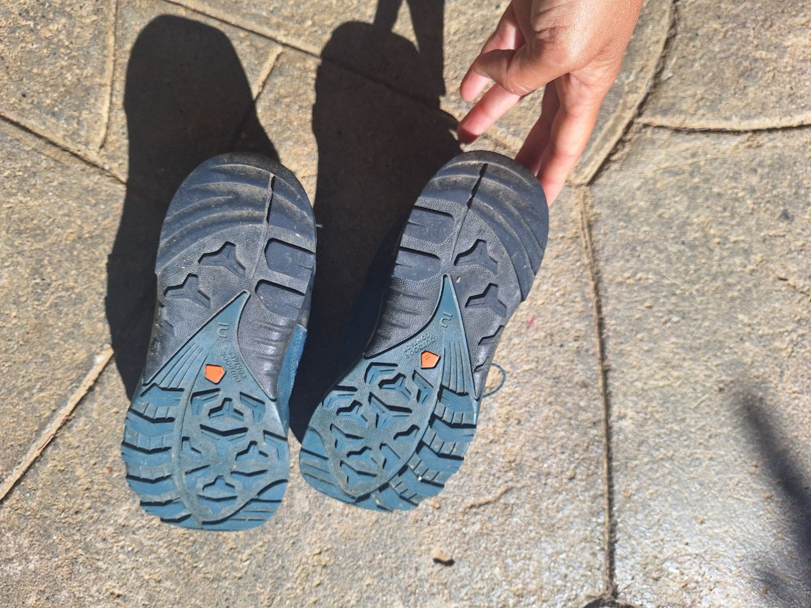 Scarpe da donna: Quecha Treckingschuhe – Usato da Gwatt (Thun) venduto da Enna86 1