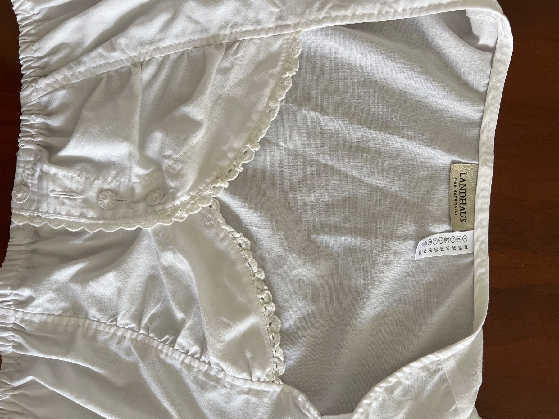C&A Camicette: Dirndl Bluse von Landhaus Gr. 34 – Usato da Basel venduto da ili_ug 1
