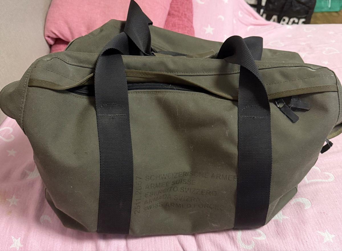 Schweizer Armee Taschen: Militärtasche, schhweizer armee – Gebraucht aus monte carasso von Chanel82