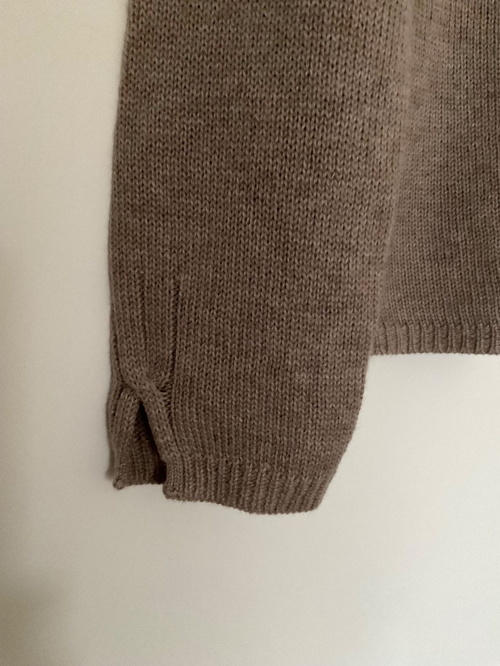Pullover & Sweatshirts: Leichter 100% Kaschmir Pullover Gr S/M Braun NEU – Neu (gemäss Beschreibung) aus Urdorf von alda02 1